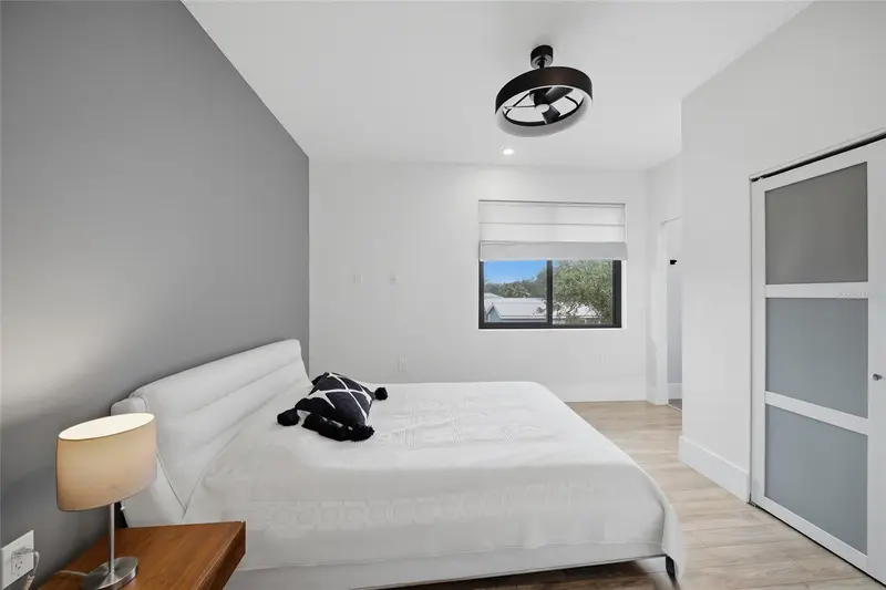 Thumbnail 35