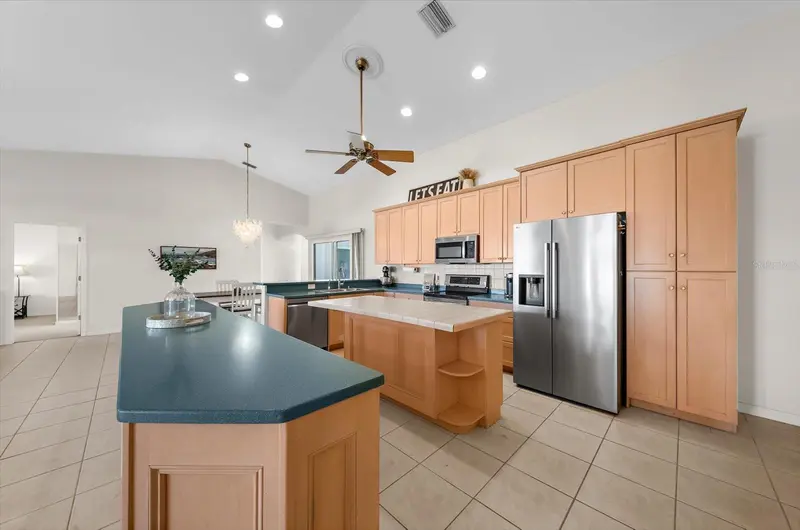 217 SAN CARLOS AVENUE, NORTH PORT, photo 5 of 67