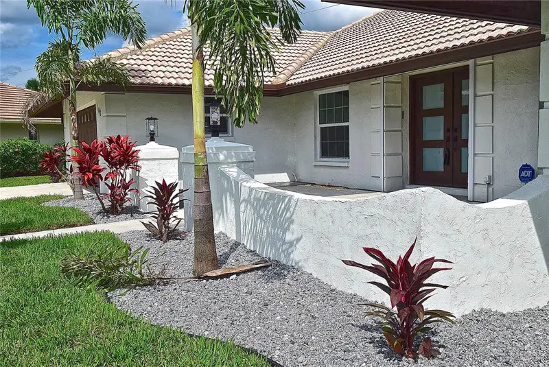 102 WINDWARD DRIVE, OSPREY, photo 3 of 54
