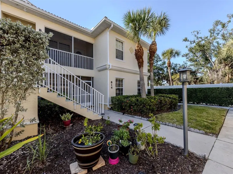 800 GARDENS EDGE DRIVE #814, VENICE