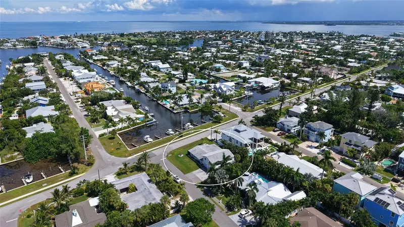 7406 MARINA DRIVE #A and B, HOLMES BEACH, photo 5 of 100