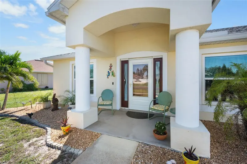 6279 COLISEUM BOULEVARD, PORT CHARLOTTE, photo 2 of 46