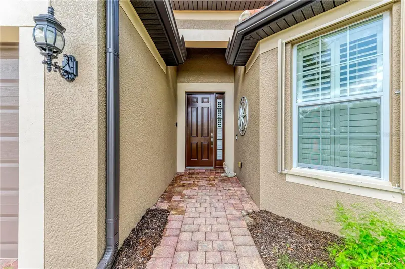 19143 KIRELLA STREET, VENICE, photo 4 of 70