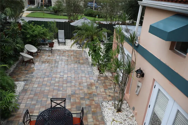 1630 BONITA LANE, SARASOTA, photo 2 of 4