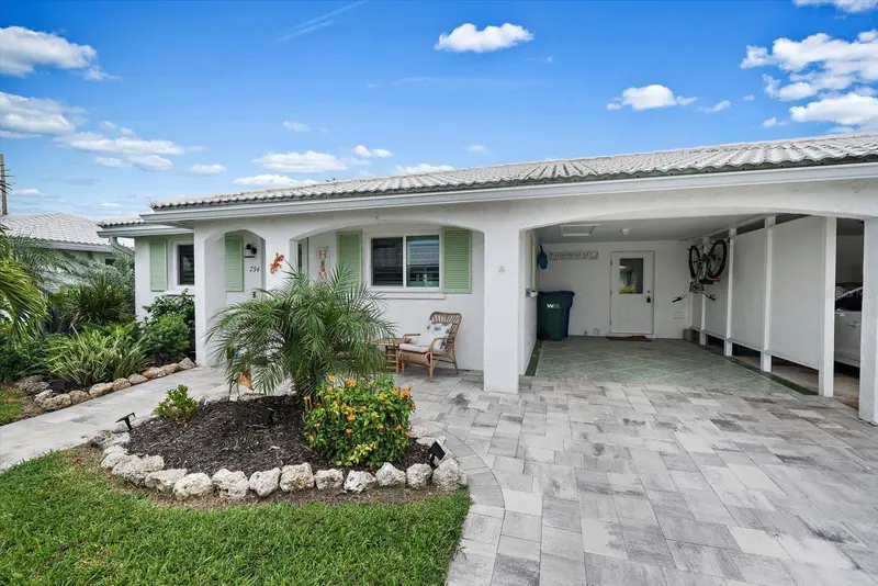 734 SPANISH DRIVE, LONGBOAT KEY