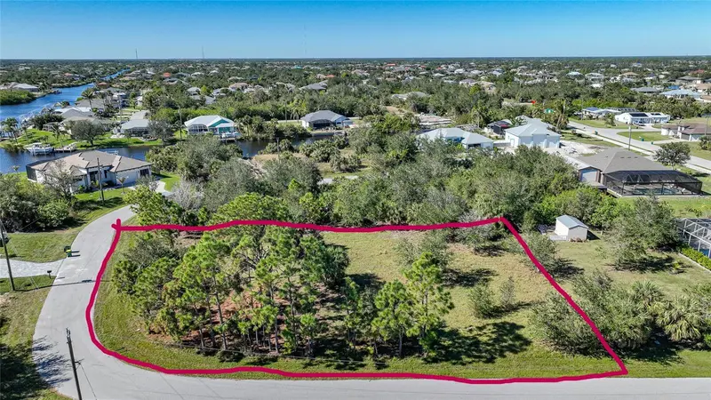 9531 & 9551 HORACE CIRCLE, PORT CHARLOTTE, photo 2 of 24