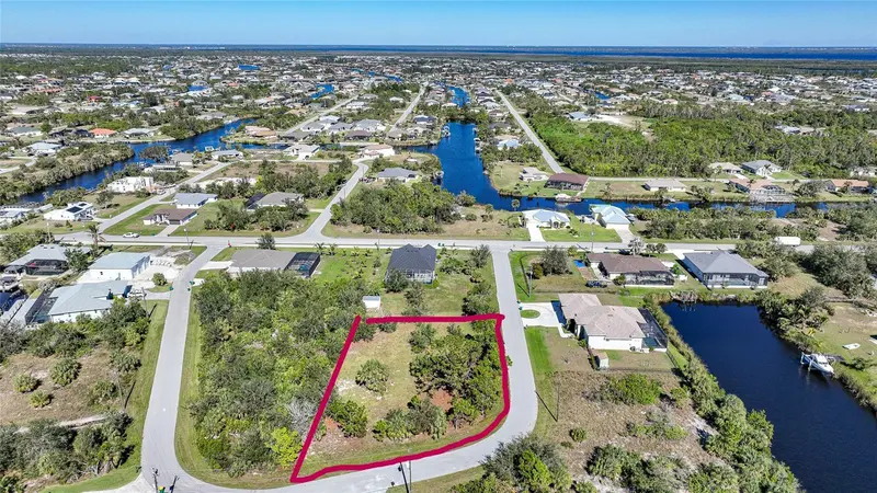 9531 & 9551 HORACE CIRCLE, PORT CHARLOTTE, photo 4 of 24