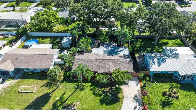 5745 SAVANNAH DRIVE, SARASOTA, photo 2 of 53