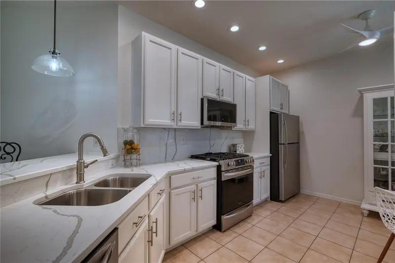 4269 CASCADE FALLS DRIVE, SARASOTA, photo 4 of 44