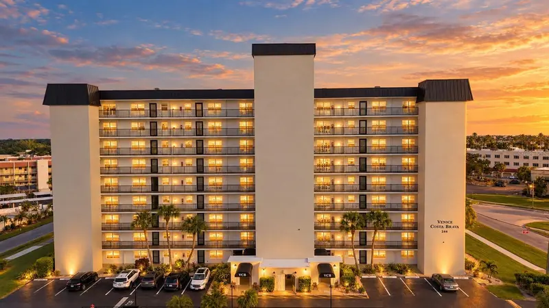 244 SAINT AUGUSTINE AVENUE #104, VENICE