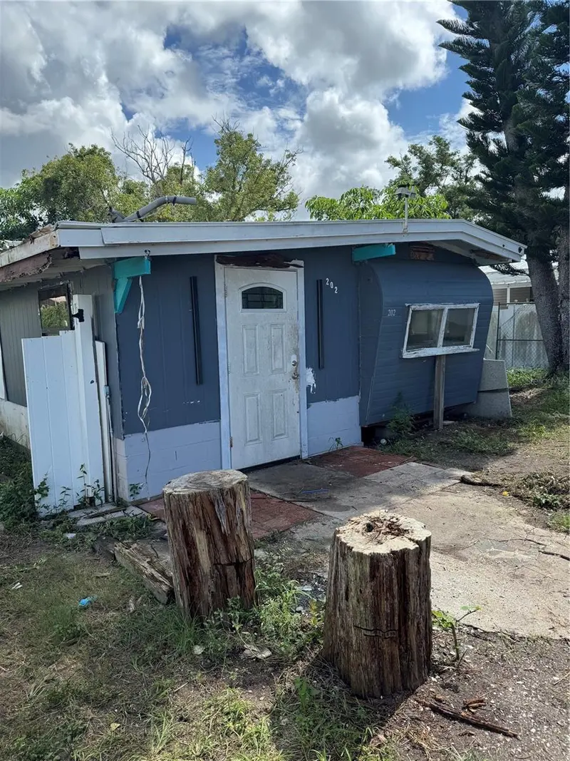 202 VERONA STREET, NOKOMIS