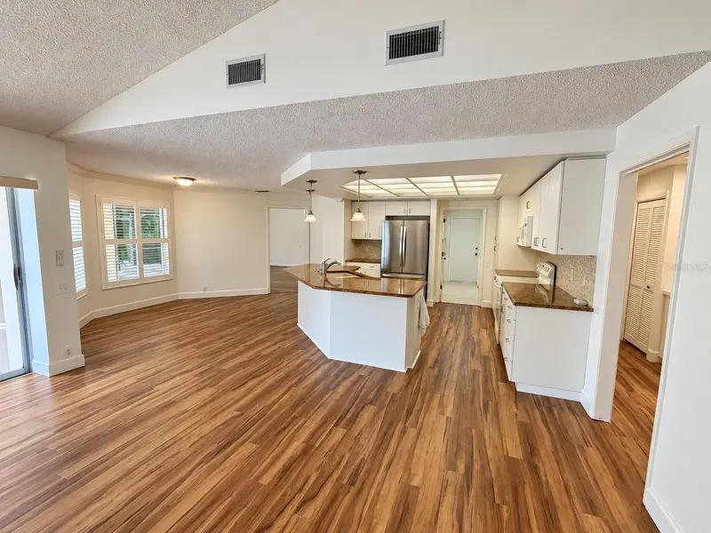 4871 WINTERHAVEN DRIVE, SARASOTA, photo 5 of 30