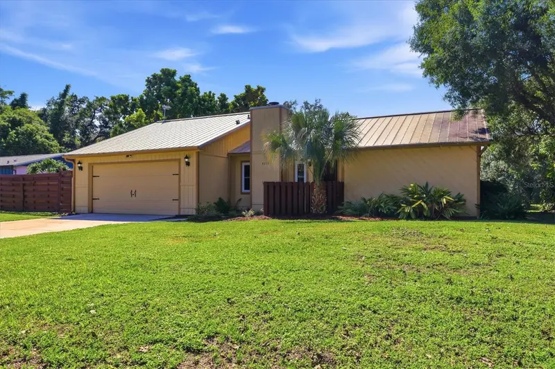 4006 75TH TERRACE, SARASOTA, photo 2 of 49