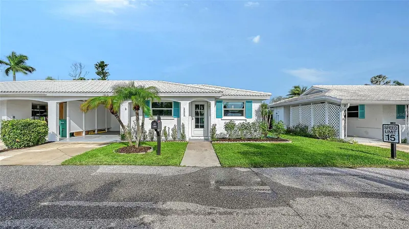 693 SPANISH DRIVE #24, LONGBOAT KEY, photo 2 of 82