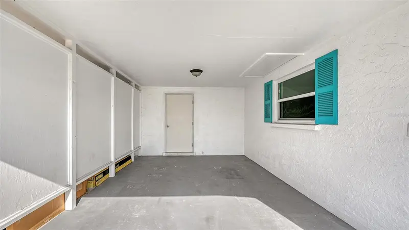 693 SPANISH DRIVE #24, LONGBOAT KEY, photo 5 of 82