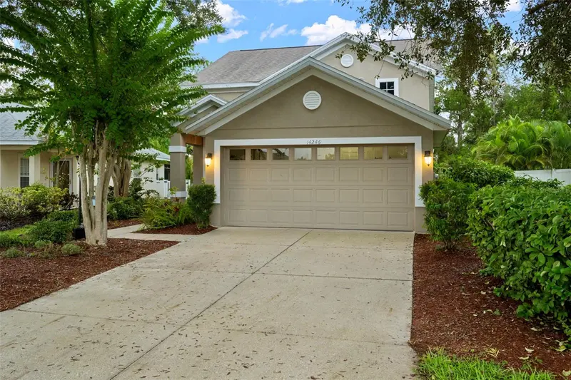 14246 TREE SWALLOW WAY, LAKEWOOD RANCH, photo 3 of 42