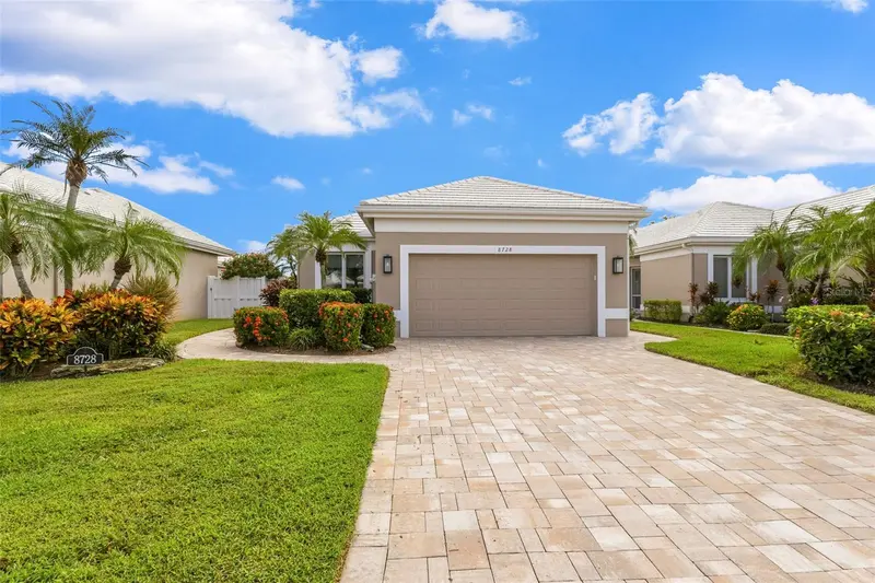 8728 53RD TERRACE, BRADENTON, photo 4 of 84