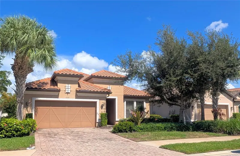 2372 VACCARO DRIVE, SARASOTA, photo 3 of 55