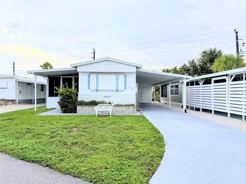855 GREEN CIRCLE, VENICE