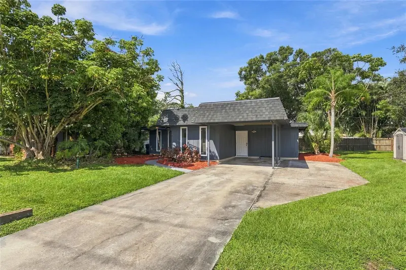 2629 JAMAICA STREET #1, SARASOTA, photo 3 of 37