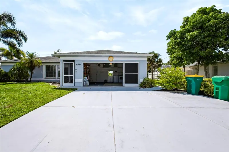 4673 SINES LANE, PORT CHARLOTTE, photo 3 of 33
