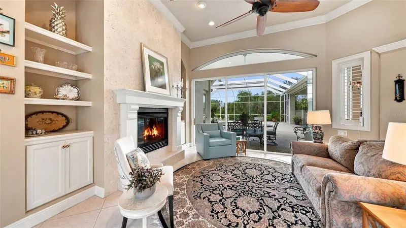 7325 CHATSWORTH COURT, UNIVERSITY PARK, photo 5 of 69