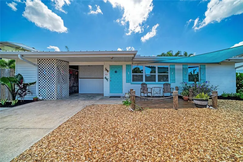 503 BAYVIEW DRIVE, HOLMES BEACH, photo 2 of 54