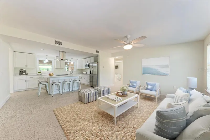 503 BAYVIEW DRIVE, HOLMES BEACH, photo 4 of 54