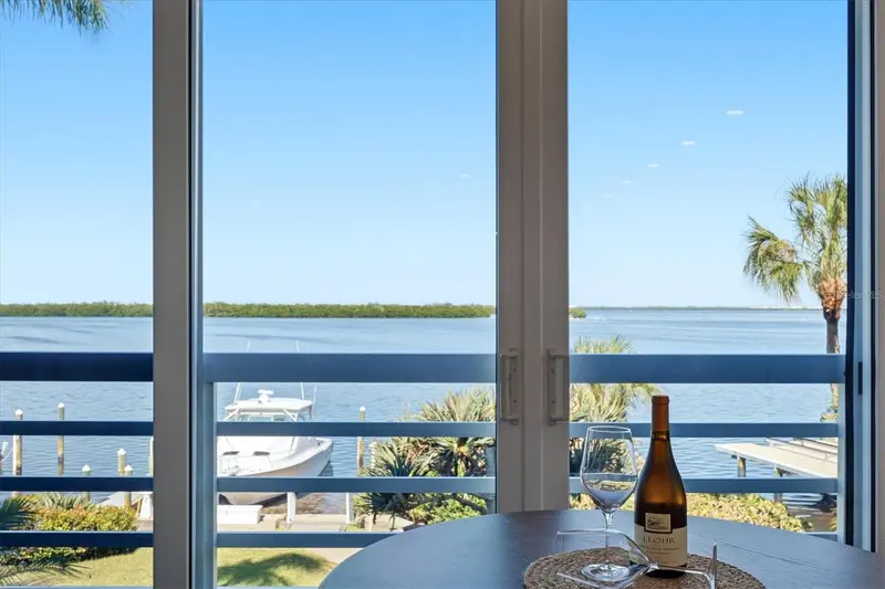 615 DREAM ISLAND PLACE #212, LONGBOAT KEY, photo 4 of 44