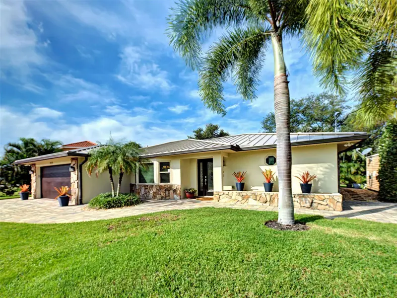 800 OSPREY STREET, VENICE, photo 4 of 57