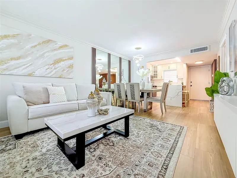1520 GLEN OAKS DRIVE #244, SARASOTA