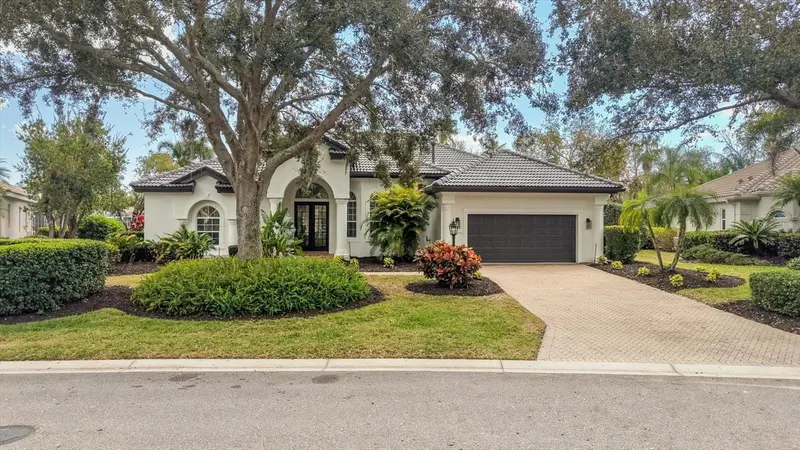6922 STANHOPE PLACE, UNIVERSITY PARK, photo 3 of 51