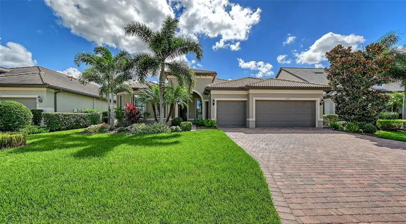 6827 GOSPORT COVE, BRADENTON, photo 2 of 96