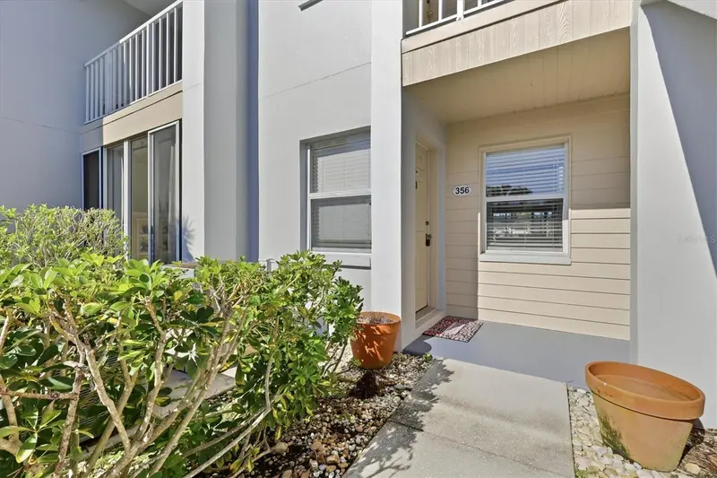 427 CERROMAR LANE #356, VENICE, photo 4 of 73