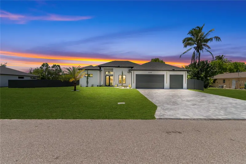5450 COLFAX TERRACE, PORT CHARLOTTE, photo 2 of 4