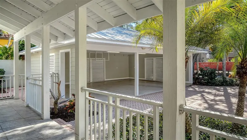 1695 HYDE PARK STREET, SARASOTA, photo 5 of 84