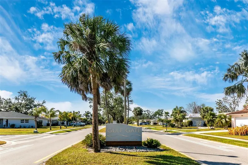 3039 CHASE CIRCLE, SARASOTA, photo 4 of 56