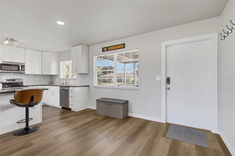 7595 BERWICK STREET, NORTH PORT, photo 4 of 37