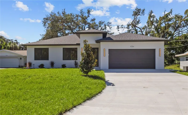 1204 GROVELAND AVENUE, VENICE