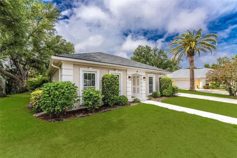 4 CURACAO CIRCLE #40, ENGLEWOOD, photo 5 of 59