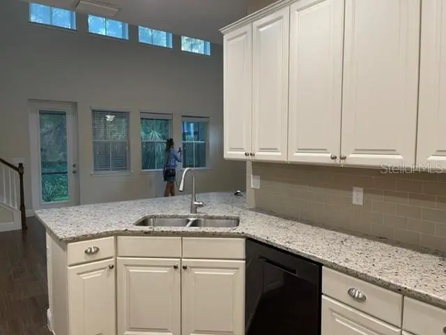 4516 CHINKAPIN DRIVE, SARASOTA, photo 4 of 13