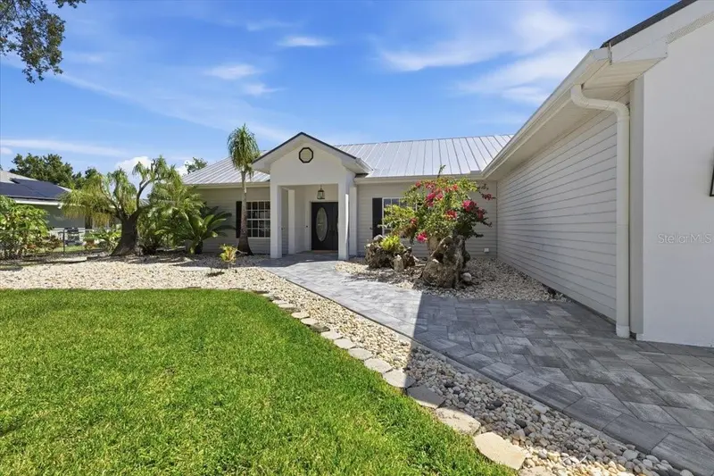 7376 MEMORIAL DRIVE, PORT CHARLOTTE, photo 3 of 63