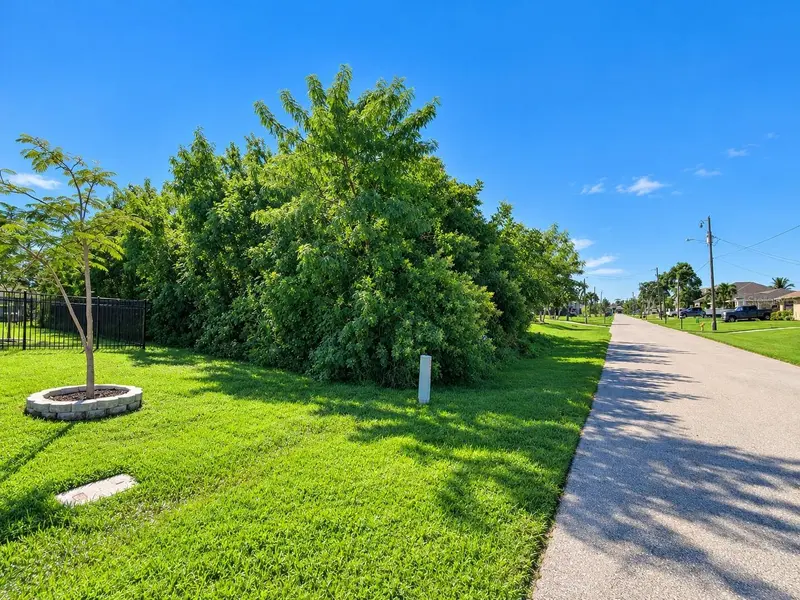 5208 CONNER TERRACE, PORT CHARLOTTE, photo 4 of 15