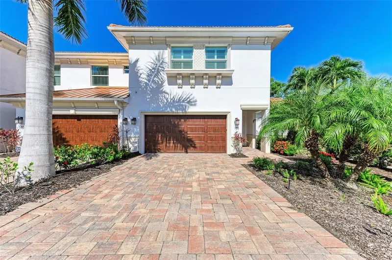 7720 HIDDEN CREEK LOOP #103, LAKEWOOD RANCH