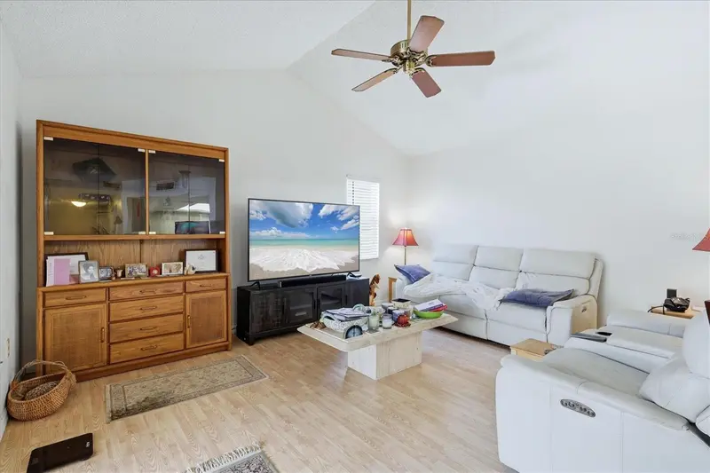 4173 CENTER POINTE CIRCLE #87B, SARASOTA, photo 5 of 25