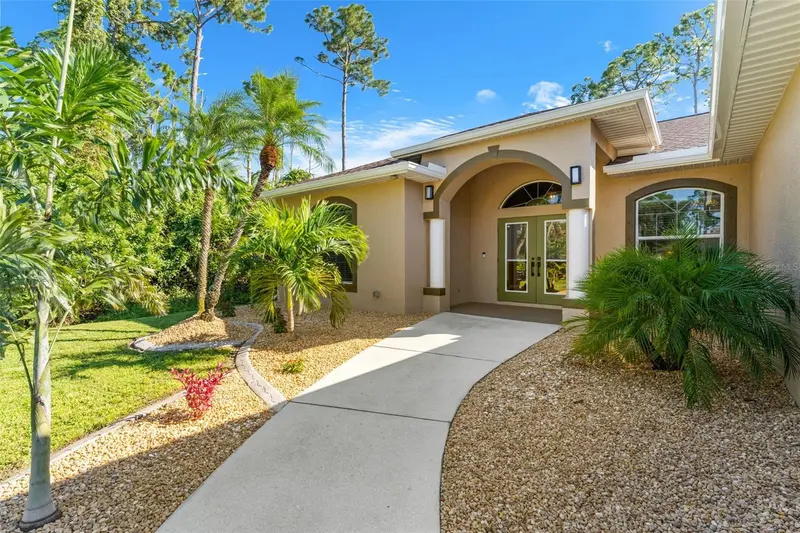 2595 ROLLING ROAD, NORTH PORT, photo 4 of 47