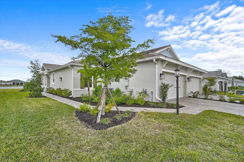 7782 WANING MOON WAY, SARASOTA, photo 2 of 66
