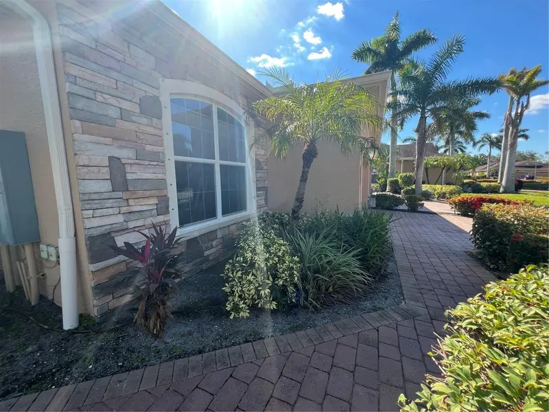 4721 TURNBERRY CIRCLE, NORTH PORT, photo 3 of 20
