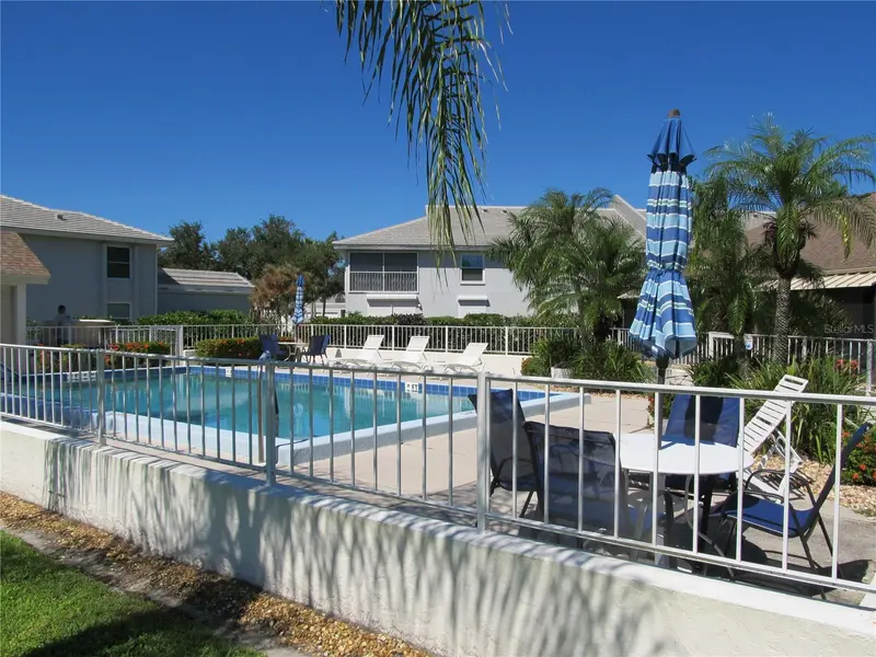 1023 CAPRI ISLES BOULEVARD #6, VENICE, photo 4 of 11