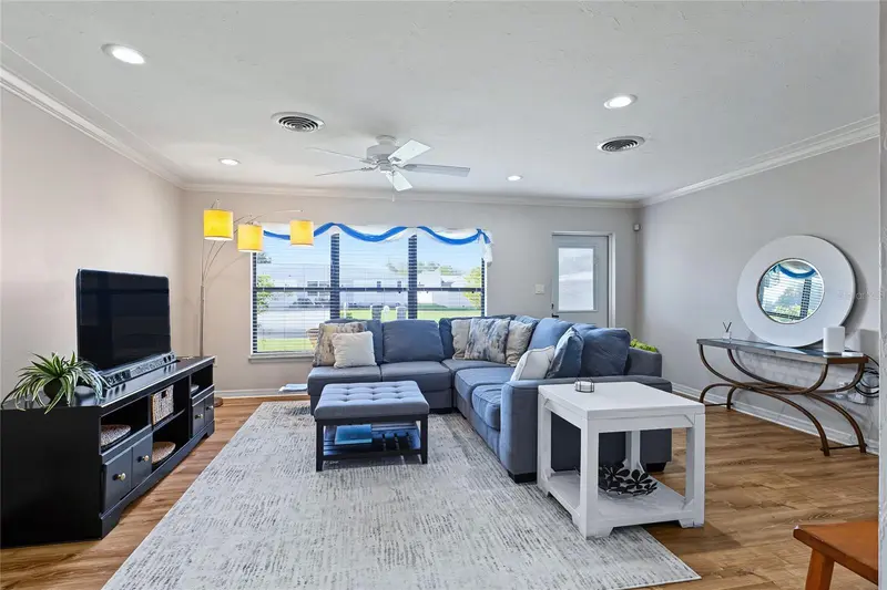 3013 JENNINGS DRIVE, SARASOTA, photo 3 of 31